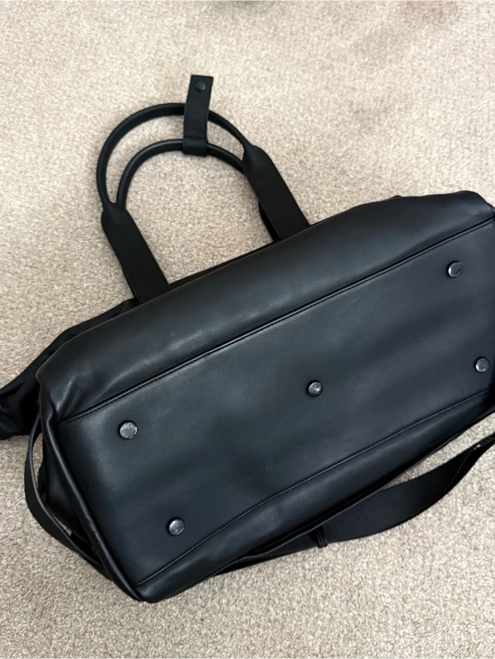 CALPAK HUE DUFFLE BAG